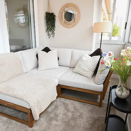 Apartment Stylish 3br In